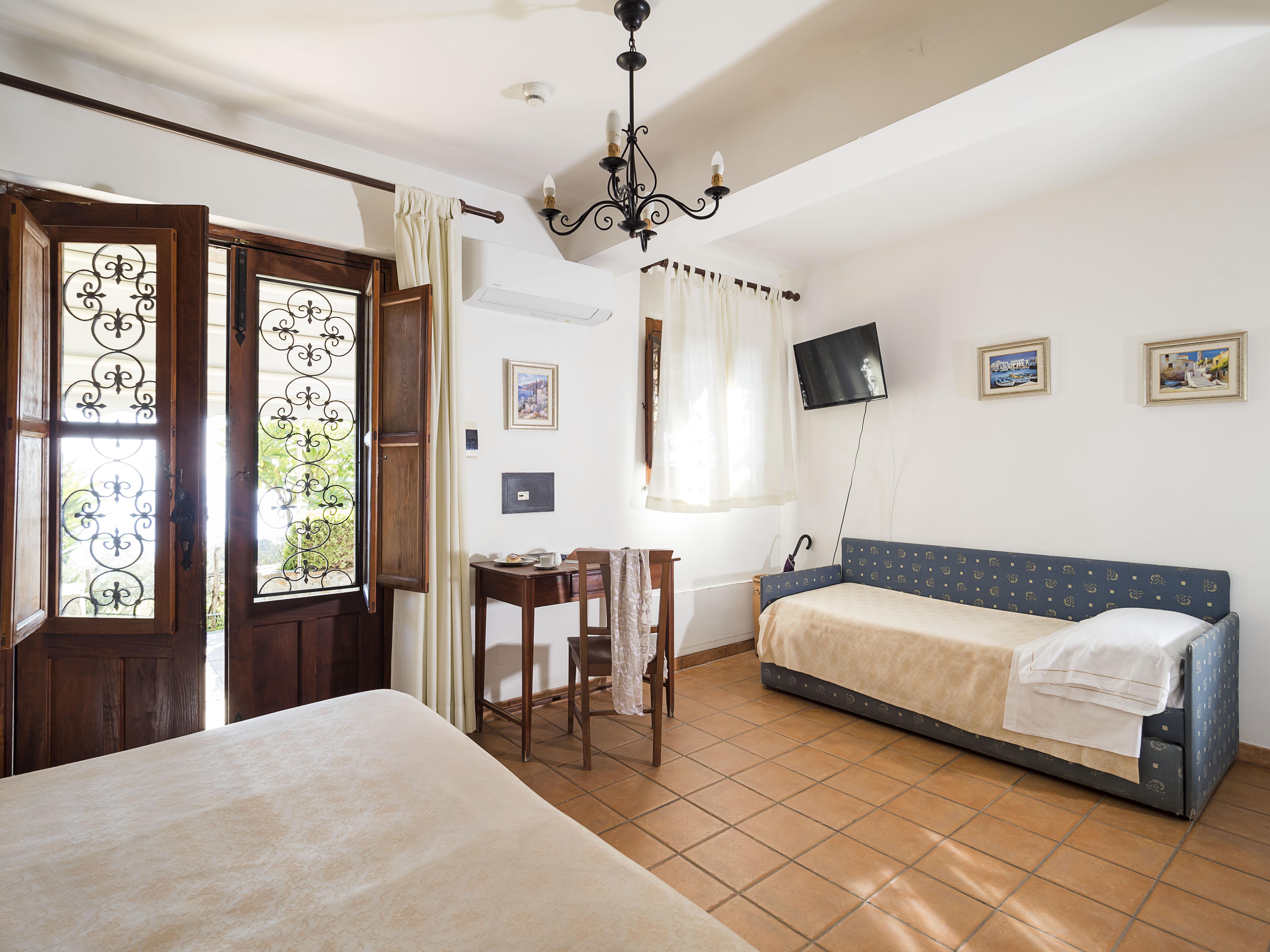 Hotel Bel Soggiorno Таорміна Екстер'єр фото
