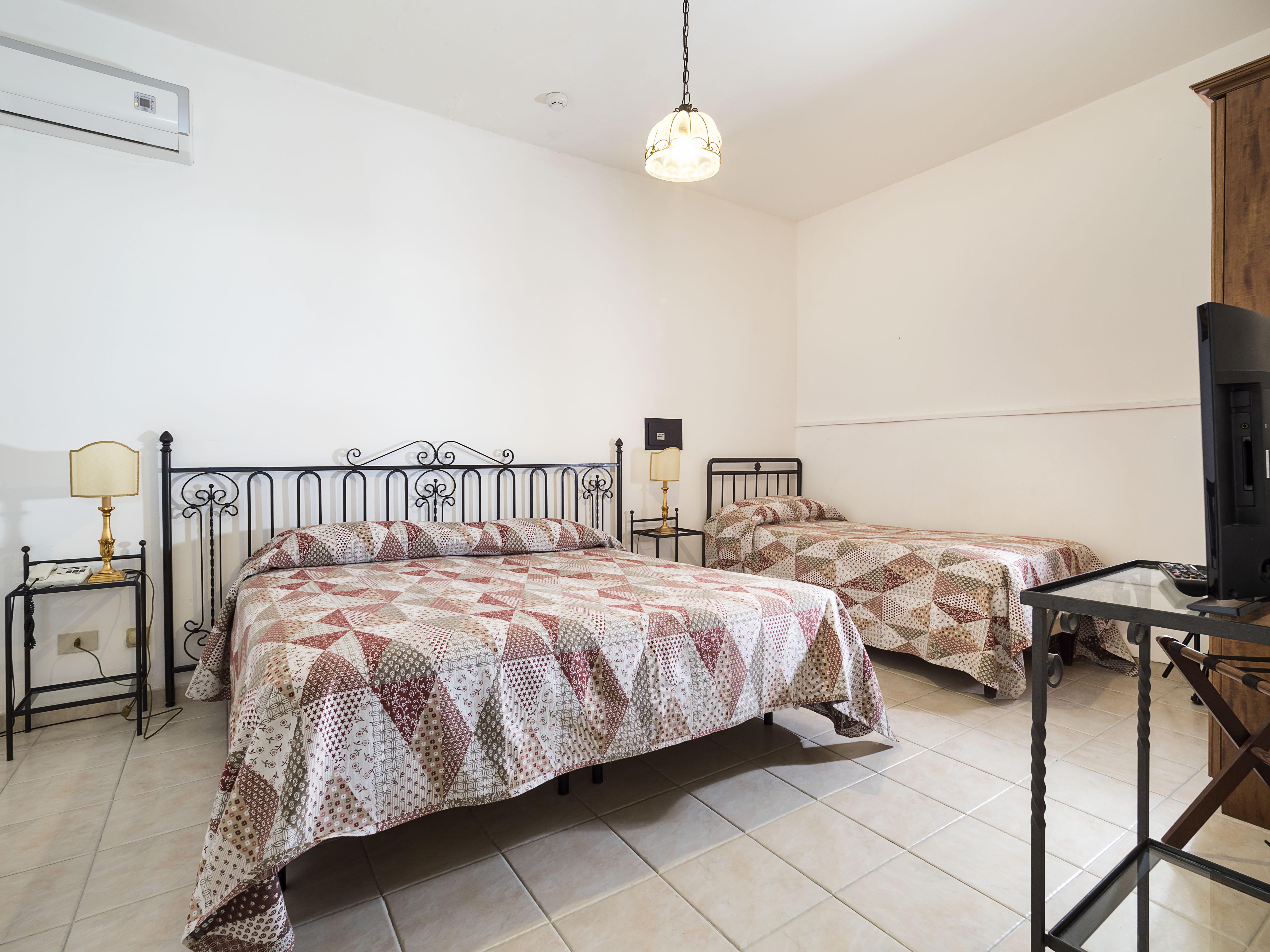Hotel Bel Soggiorno Таорміна Екстер'єр фото