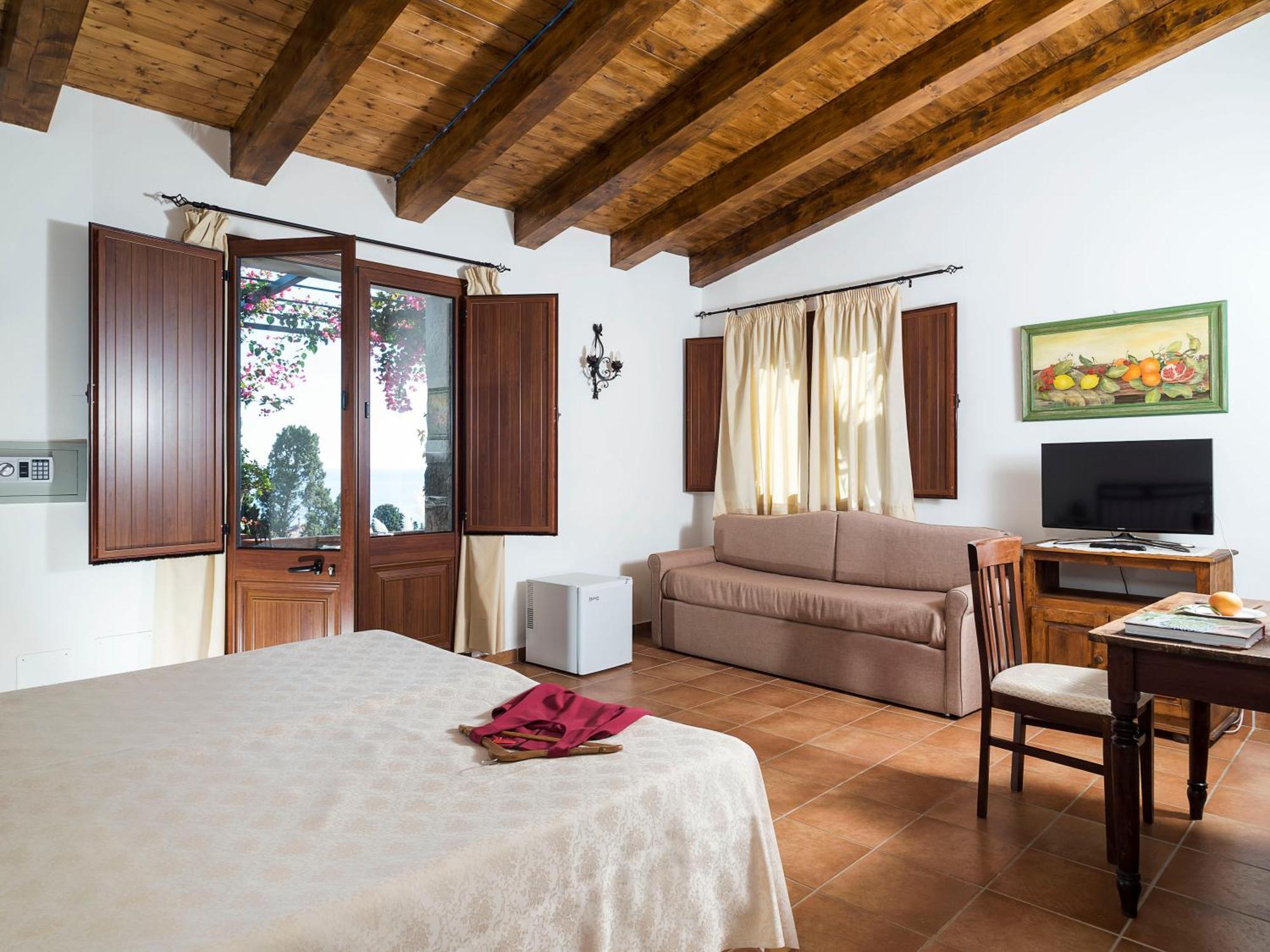 Hotel Bel Soggiorno Таорміна Екстер'єр фото