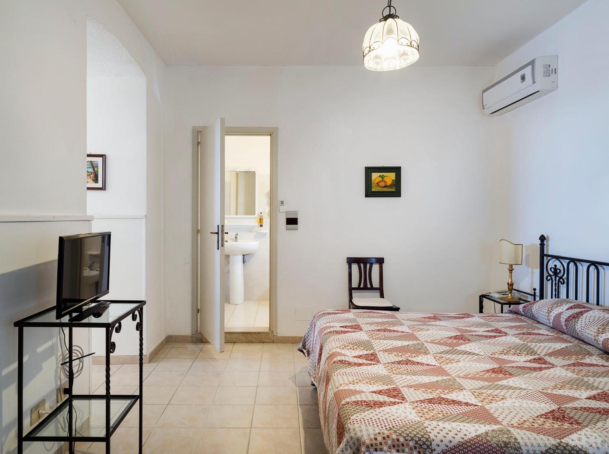 Hotel Bel Soggiorno Таорміна Екстер'єр фото